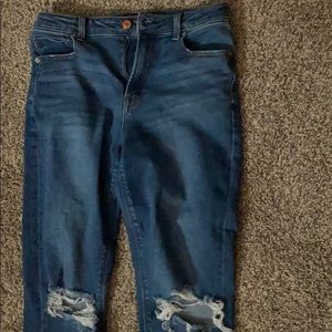 American Eagle mom jeans